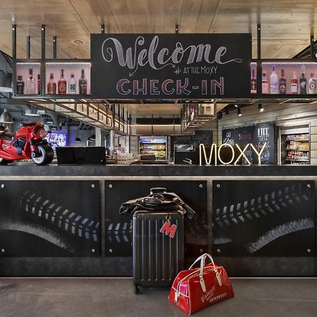 Hotel Moxy Munich Ostbahnhof Zewnętrze zdjęcie