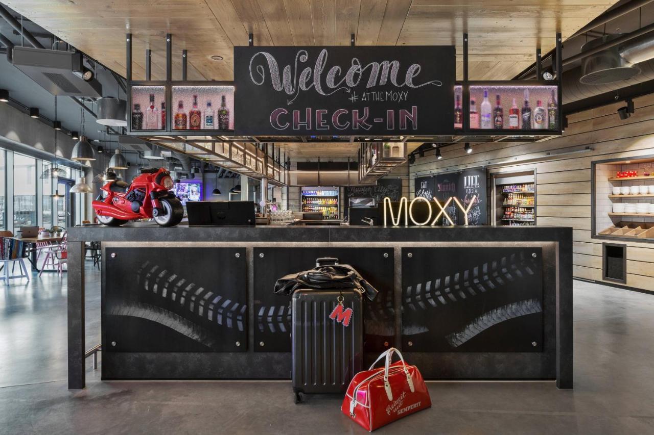 Hotel Moxy Munich Ostbahnhof Zewnętrze zdjęcie