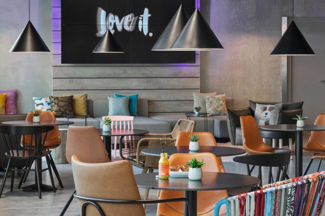 Hotel Moxy Munich Ostbahnhof Zewnętrze zdjęcie